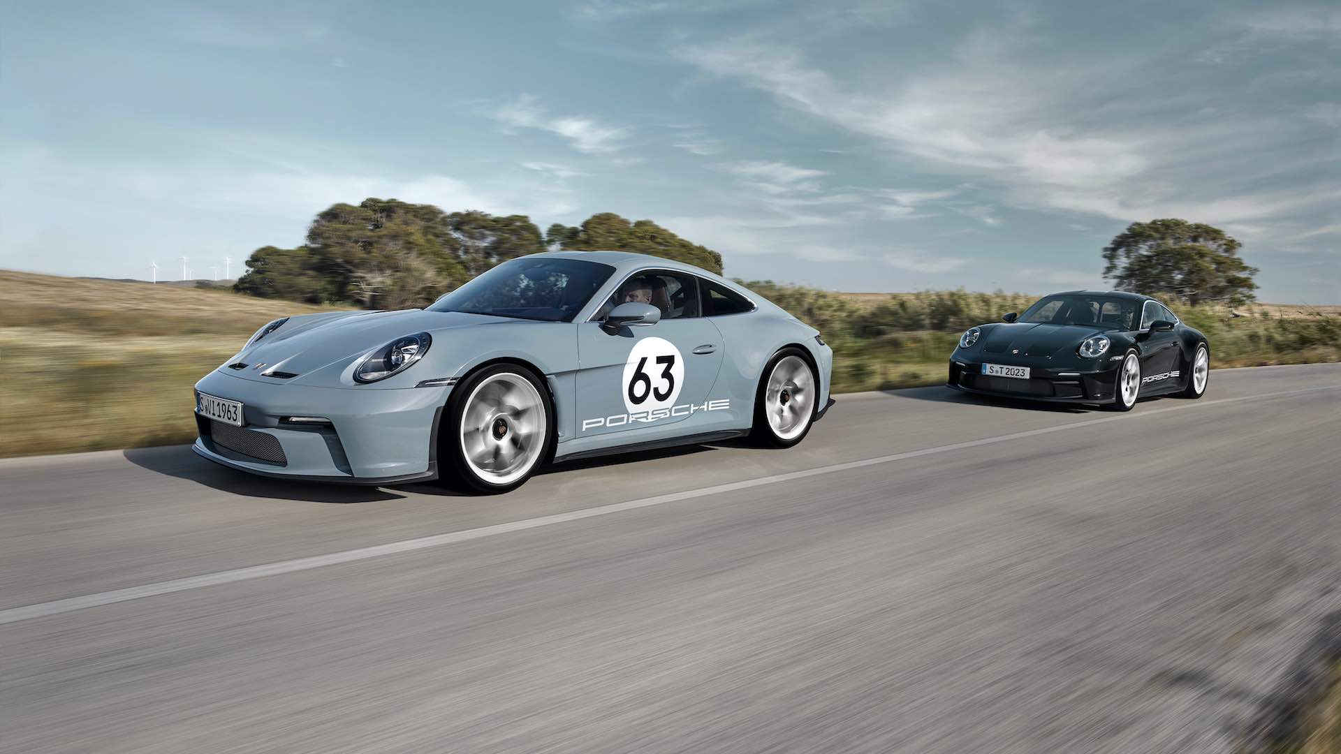 Mirası ve yeniliği birleştiren Porsche, 60. yıl dönümü 911 S/T'yi tanıtıyor