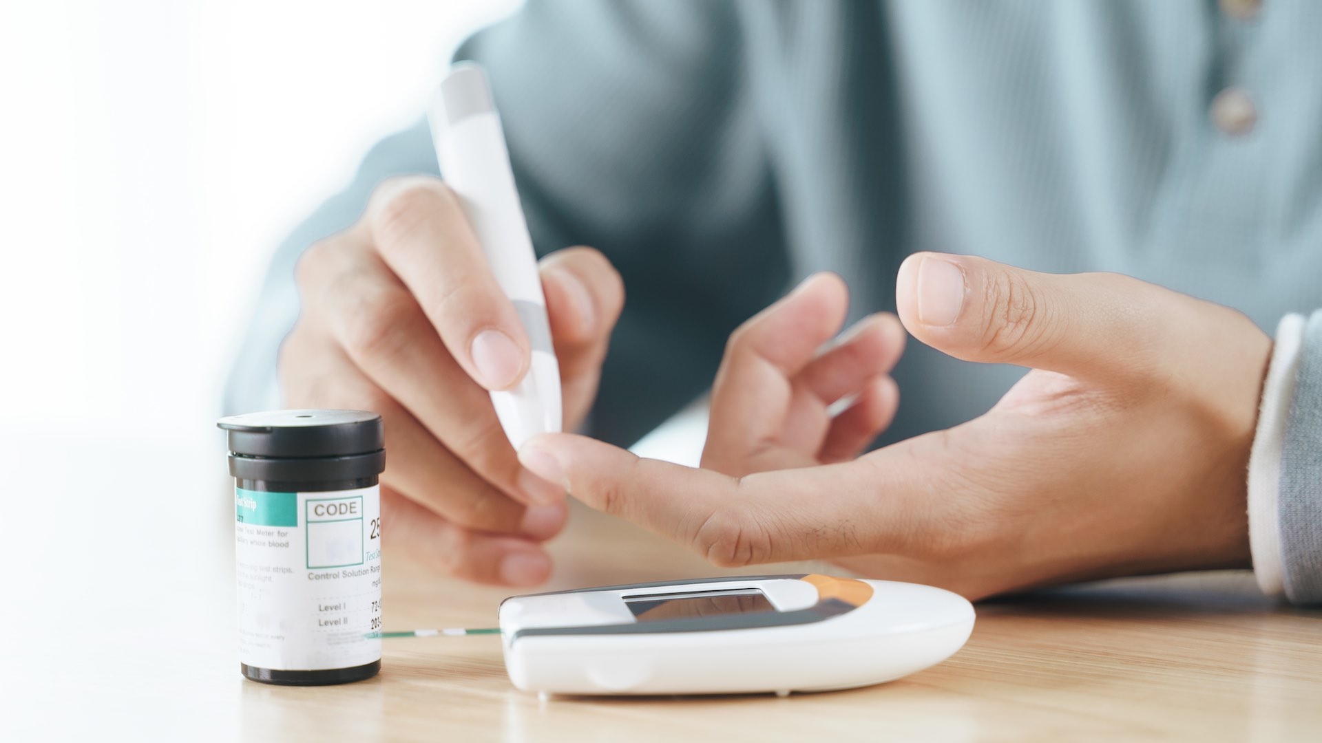 Revolutionizing diabetes care with saliva tests replacing finger pricks